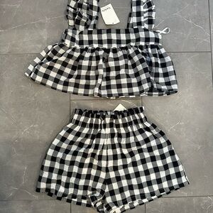 Twenty Black and White Plaid Set